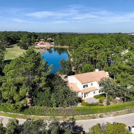 At Quinta Do Peru Golf And Country Club Holiday home Quinta do Conde