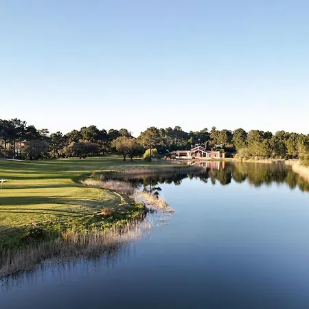 At Quinta Do Peru Golf And Country Club