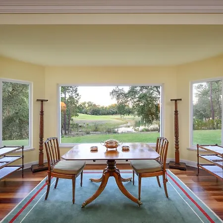 At Quinta Do Peru Golf And Country Club